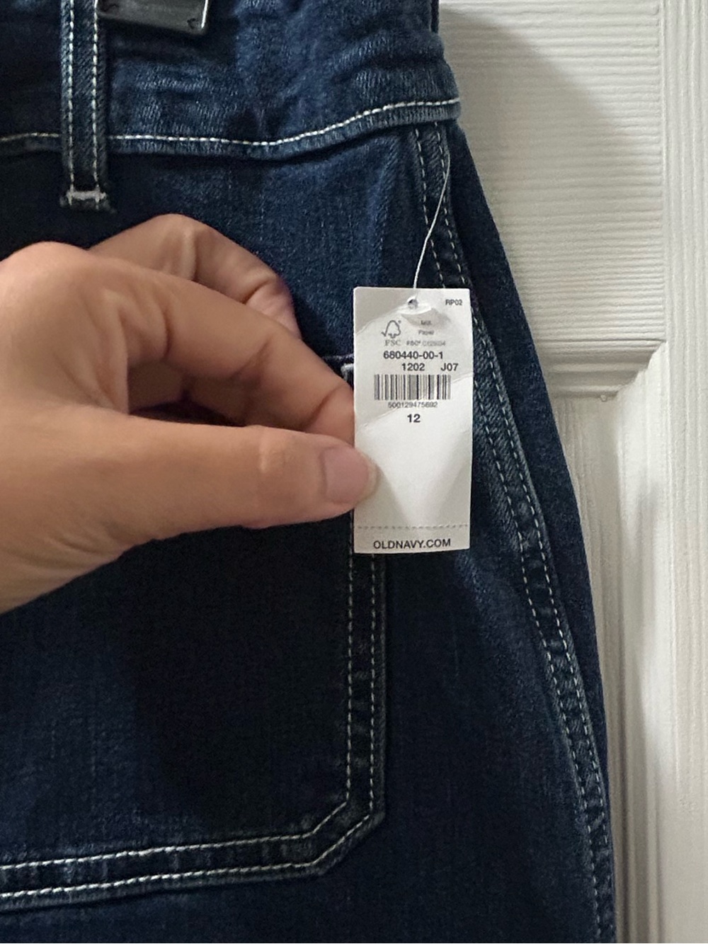 Old Navy Wide Leg Jeans - Dark Blue Wash - Picture 5 of 5